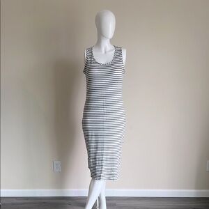 Striped Gray Sleeveless Dress.